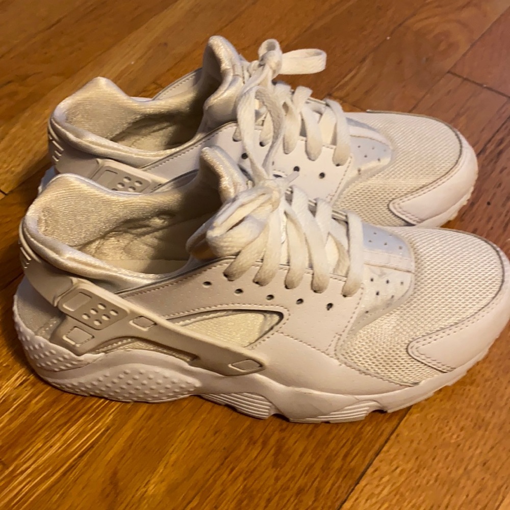 Nike hirrachi